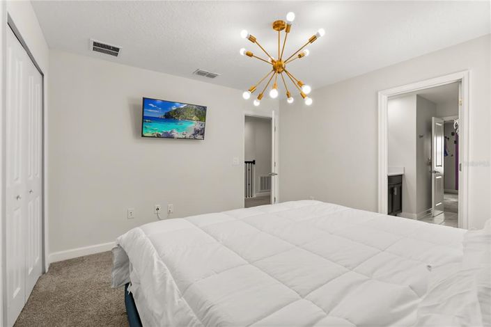 Image No.26-9 Bed Property for sale