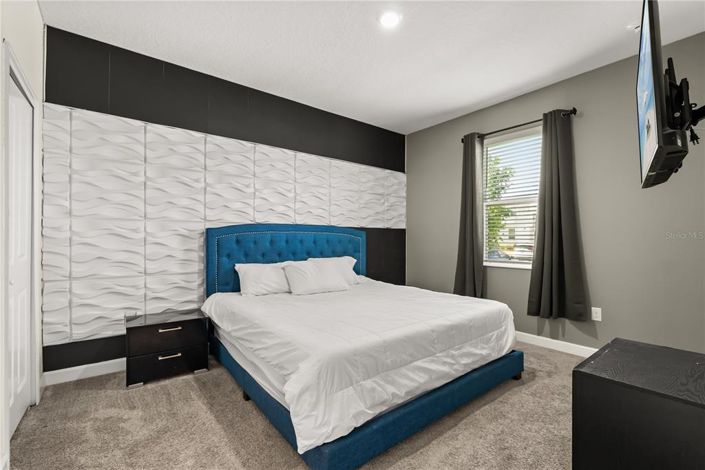 Image No.29-9 Bed Property for sale