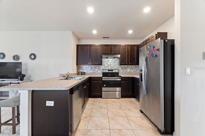 Image No.9-3 Bed Property for sale