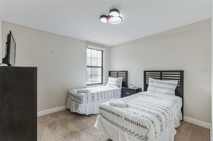 Image No.18-3 Bed Townhouse for sale