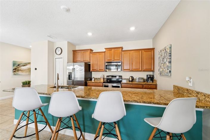 Image No.12-4 Bed Townhouse for sale