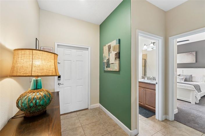 Image No.2-4 Bed Townhouse for sale