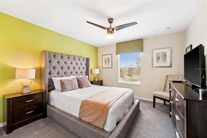 Image No.20-4 Bed Townhouse for sale