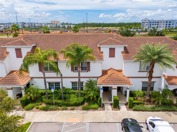 Image No.27-4 Bed Townhouse for sale