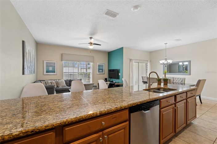 Image No.7-4 Bed Townhouse for sale