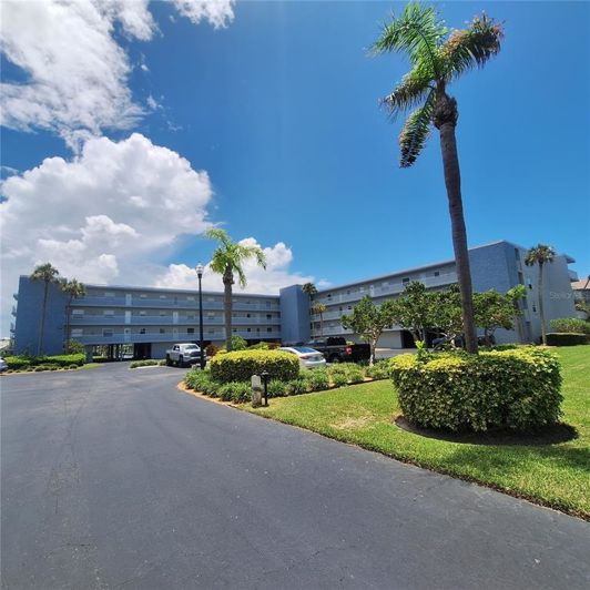 Image No.2-2 Bed Property for sale