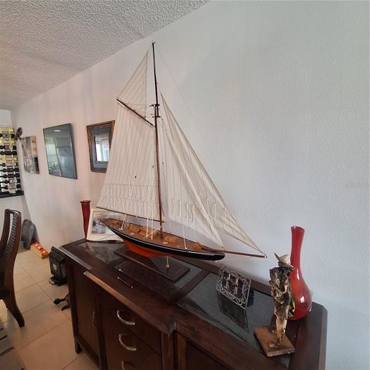 Image No.27-2 Bed Property for sale