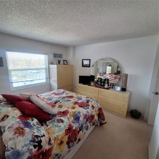 Image No.32-2 Bed Property for sale