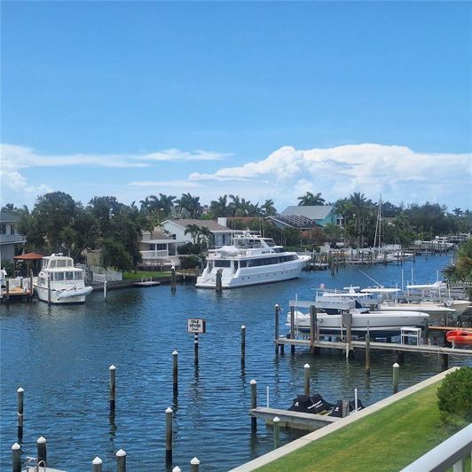 Image No.4-2 Bed Property for sale