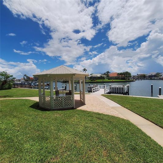 Image No.41-2 Bed Property for sale