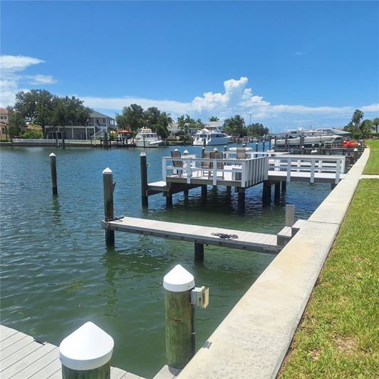 Image No.44-2 Bed Property for sale