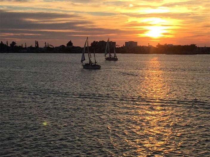 Image No.30-2 Bed Property for sale