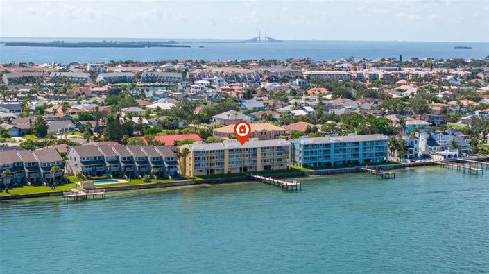 Image No.8-2 Bed Property for sale