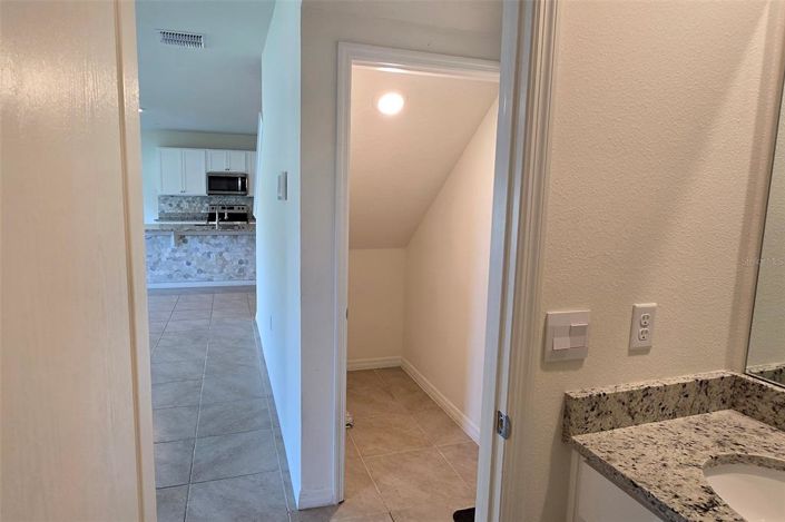 Image No.15-5 Bed Property for sale