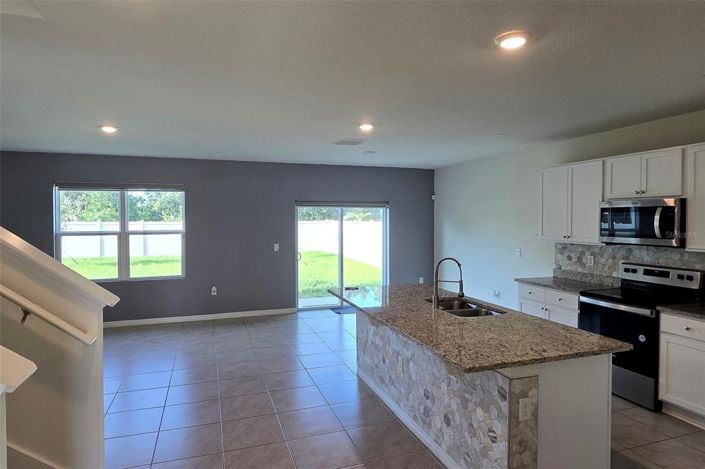 Image No.7-5 Bed Property for sale