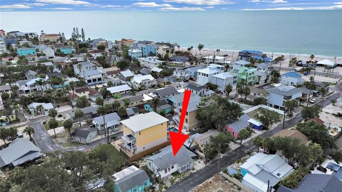 Image No.1-4 Bed Property for sale