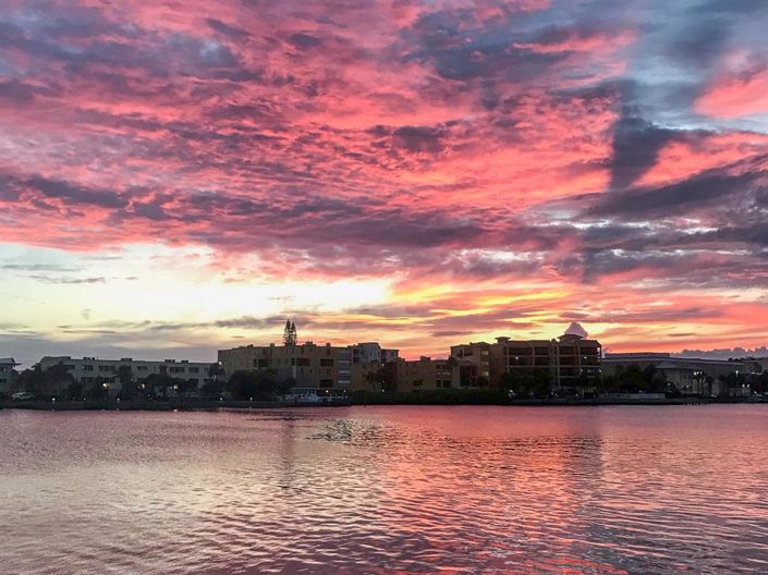 Image No.30-5 Bed Property for sale