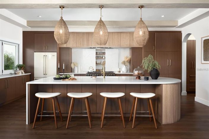 Image No.6-4 Bed Townhouse for sale