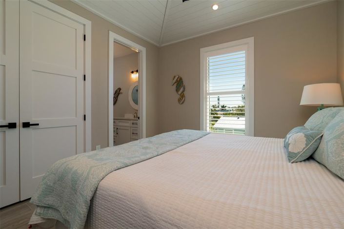 Image No.22-7 Bed Property for sale