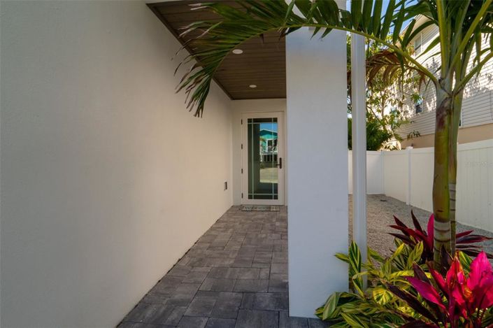 Image No.4-7 Bed Property for sale