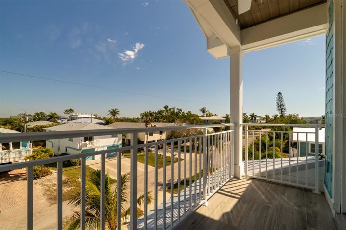 Image No.45-7 Bed Property for sale