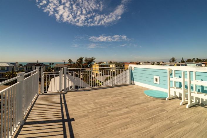 Image No.54-7 Bed Property for sale