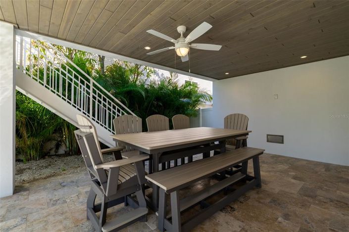 Image No.57-7 Bed Property for sale