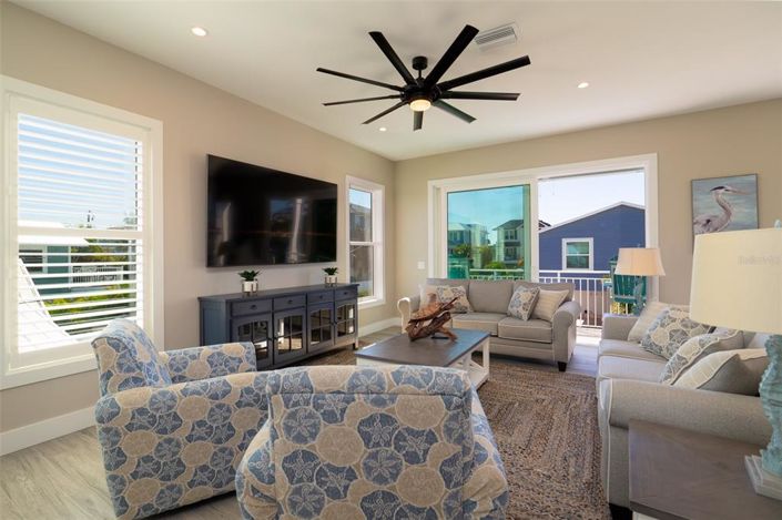 Image No.6-7 Bed Property for sale