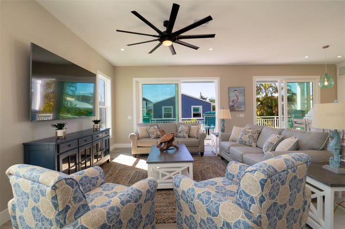 Image No.7-7 Bed Property for sale