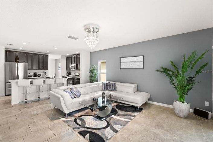 Image No.13-3 Bed Property for sale