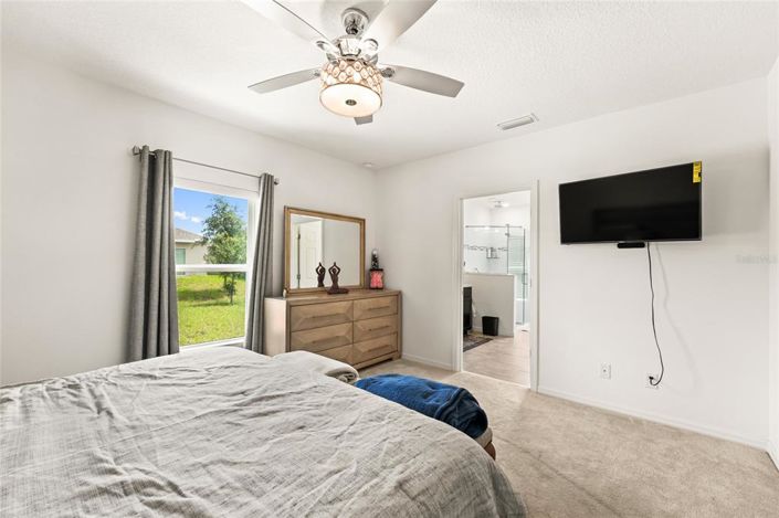 Image No.17-3 Bed Property for sale