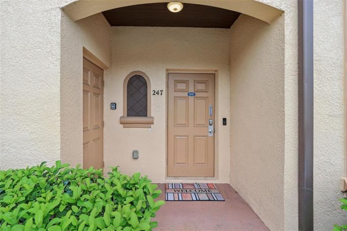 Image No.2-3 Bed Townhouse for sale