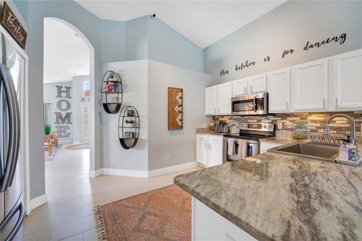 Image No.10-4 Bed Property for sale