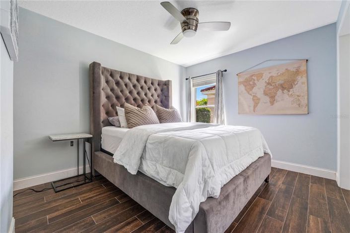 Image No.25-4 Bed Property for sale