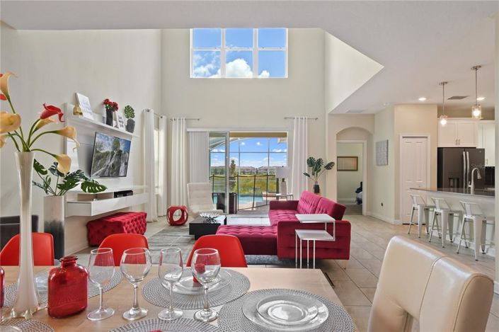 Image No.11-5 Bed Property for sale