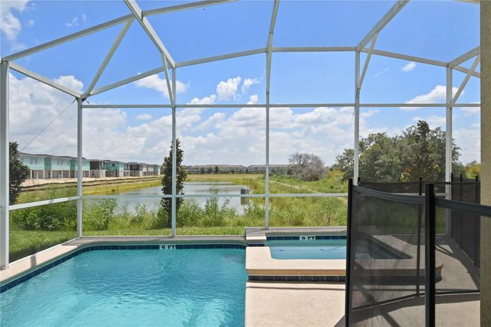 Image No.4-5 Bed Property for sale