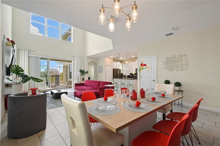 Image No.9-5 Bed Property for sale