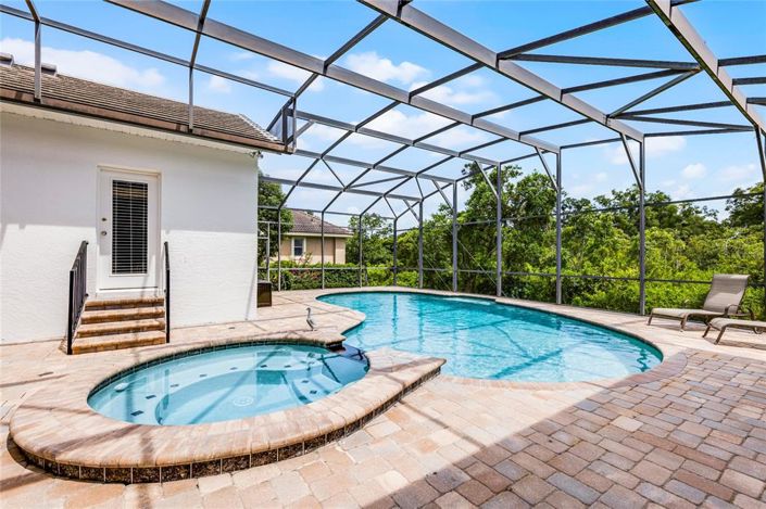 Image No.27-4 Bed Property for sale