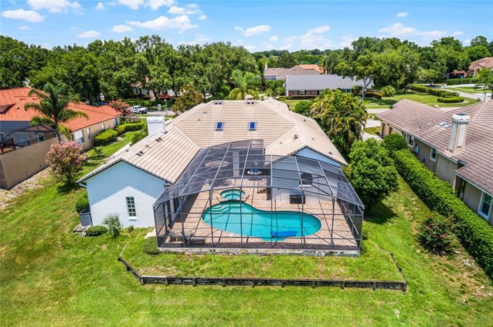 Image No.38-4 Bed Property for sale