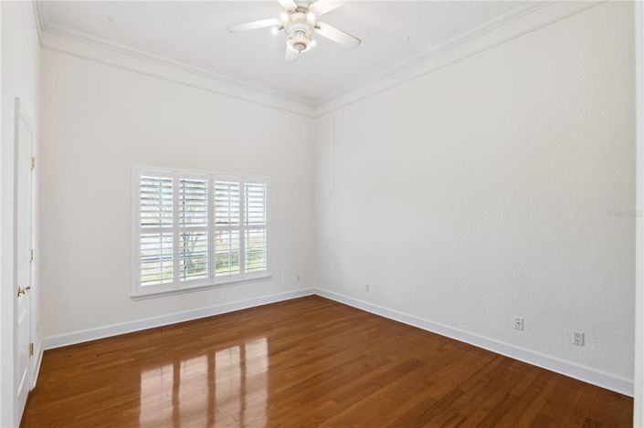 Image No.55-4 Bed Property for sale