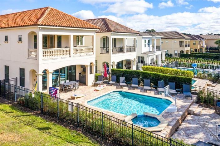 Image No.3-5 Bed Property for sale