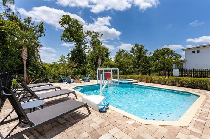 Image No.44-5 Bed Property for sale