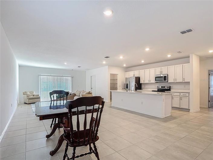 Image No.12-4 Bed Property for sale