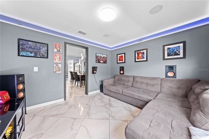 Image No.11-4 Bed Property for sale