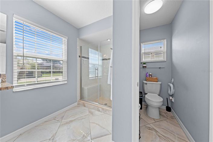 Image No.17-4 Bed Property for sale