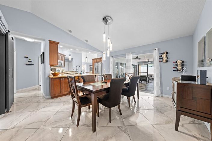 Image No.28-4 Bed Property for sale