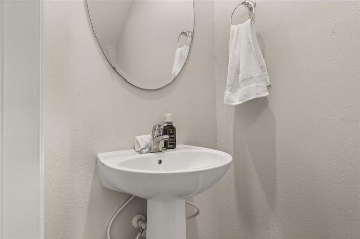 Image No.12-3 Bed Townhouse for sale