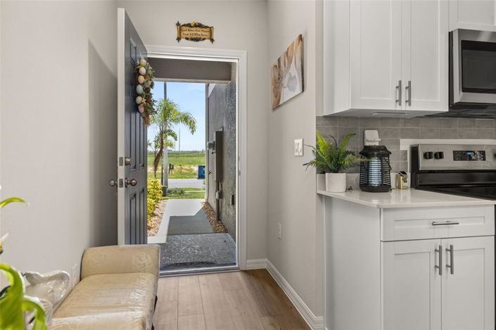 Image No.3-3 Bed Townhouse for sale