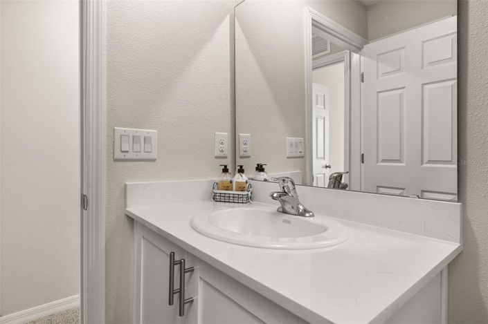 Image No.30-3 Bed Townhouse for sale