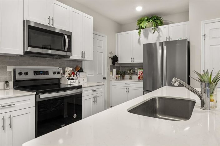 Image No.7-3 Bed Townhouse for sale